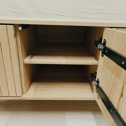 Eiken TV meubel met verticale stroken