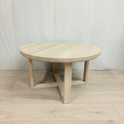 Ronde eiken salontafel | met houten onderstel | CORE collectie