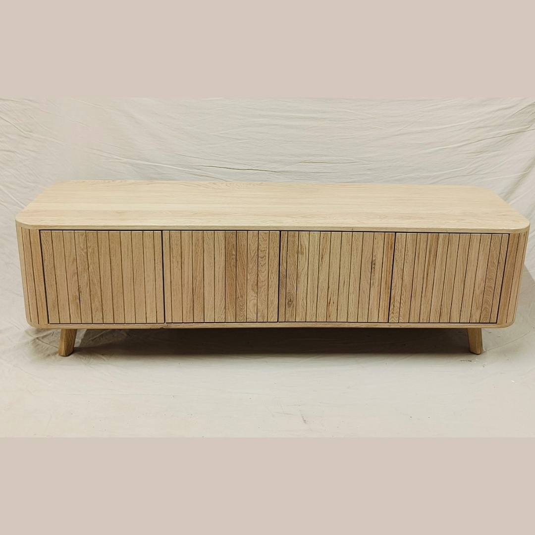 Eiken TV meubel met verticale stroken